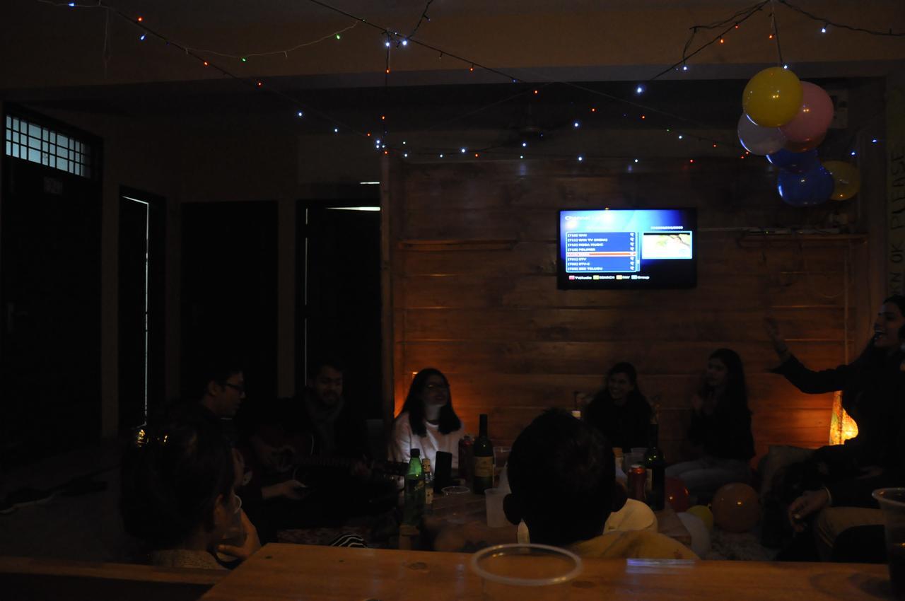 Friends Hostel นิวเดลี ภายนอก รูปภาพ